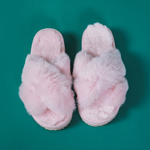 Load image into Gallery viewer, Cuddly Slippers
