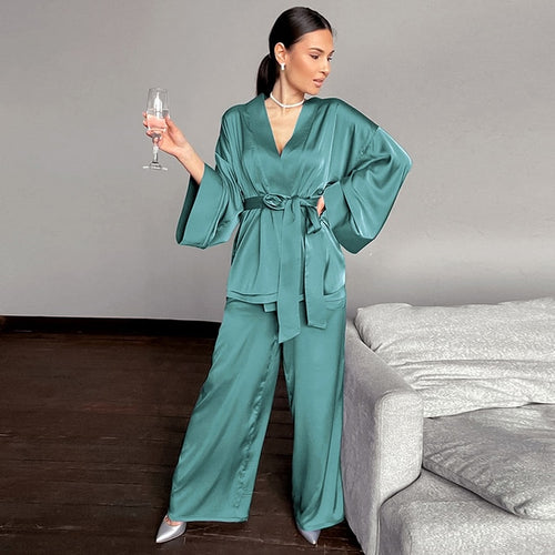 Load image into Gallery viewer, 2 Piece Set Satin Sleepwear
