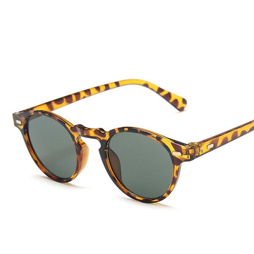 Load image into Gallery viewer, Trendy Color Sunglasses
