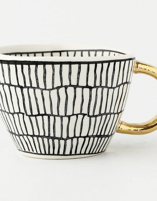 Load image into Gallery viewer, Hand Painted Ceramic Mugs
