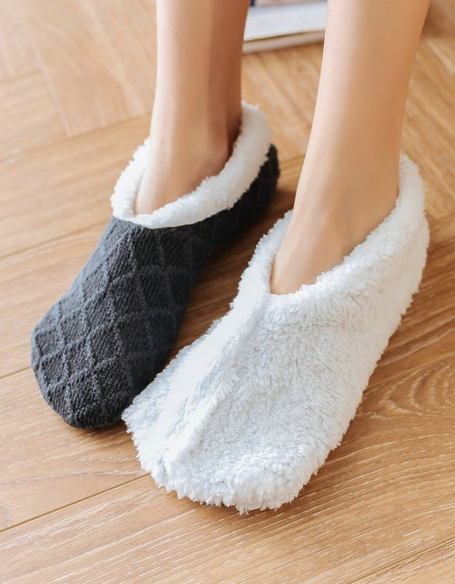 Load image into Gallery viewer, Home Winter Woolen Socks
